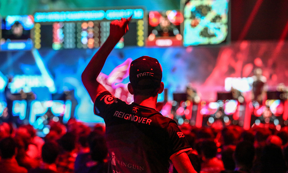 LPL战斗之夜奖池升级：双至臻皮肤终结“比惨大会”，非酋玩家迎来狂欢-电竞比分网