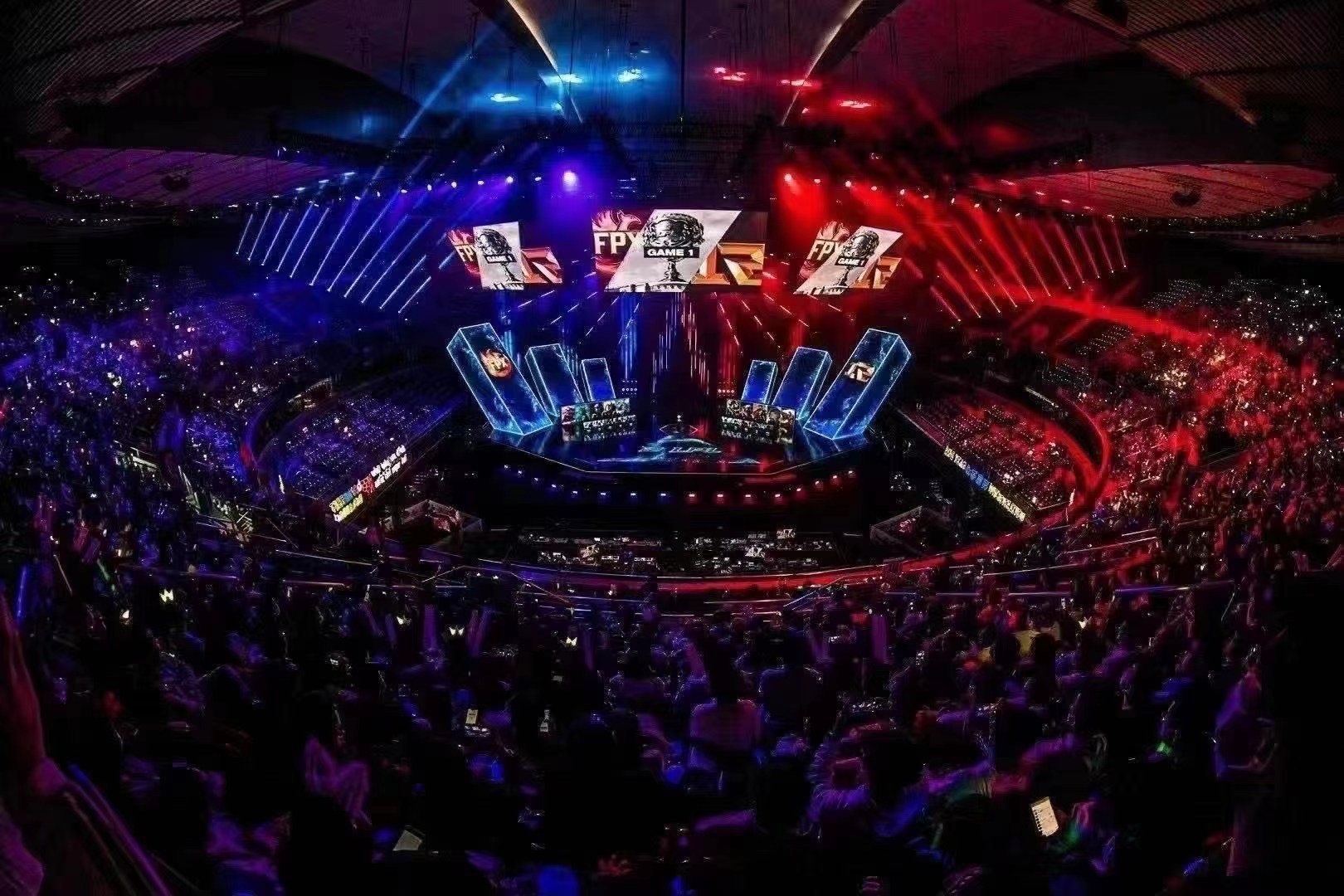 BLG失冠背后：焕峰退役引爆LPL赛区争议，朱开爆料电竞行业规则调控战队格局-电竞比分网